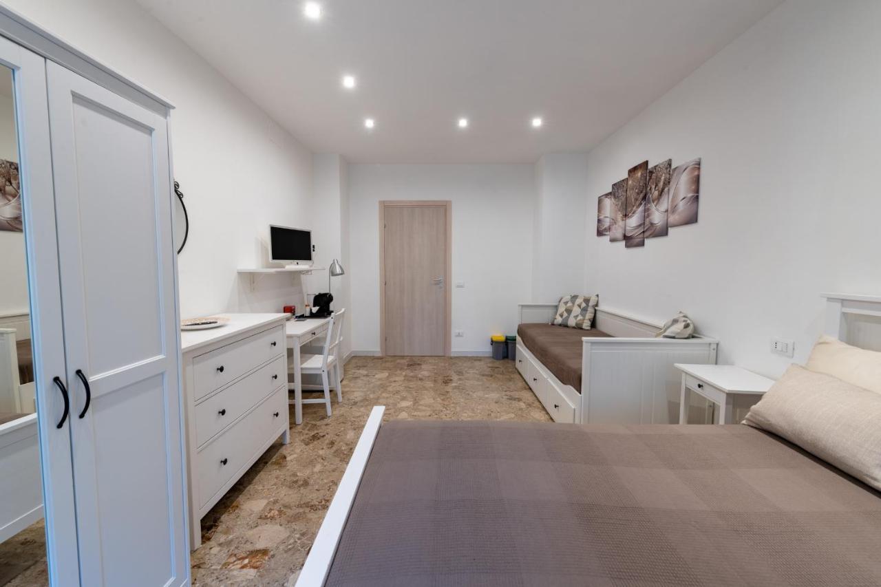 דירות רומא Casa Rosa Beige E Blu מראה חיצוני תמונה