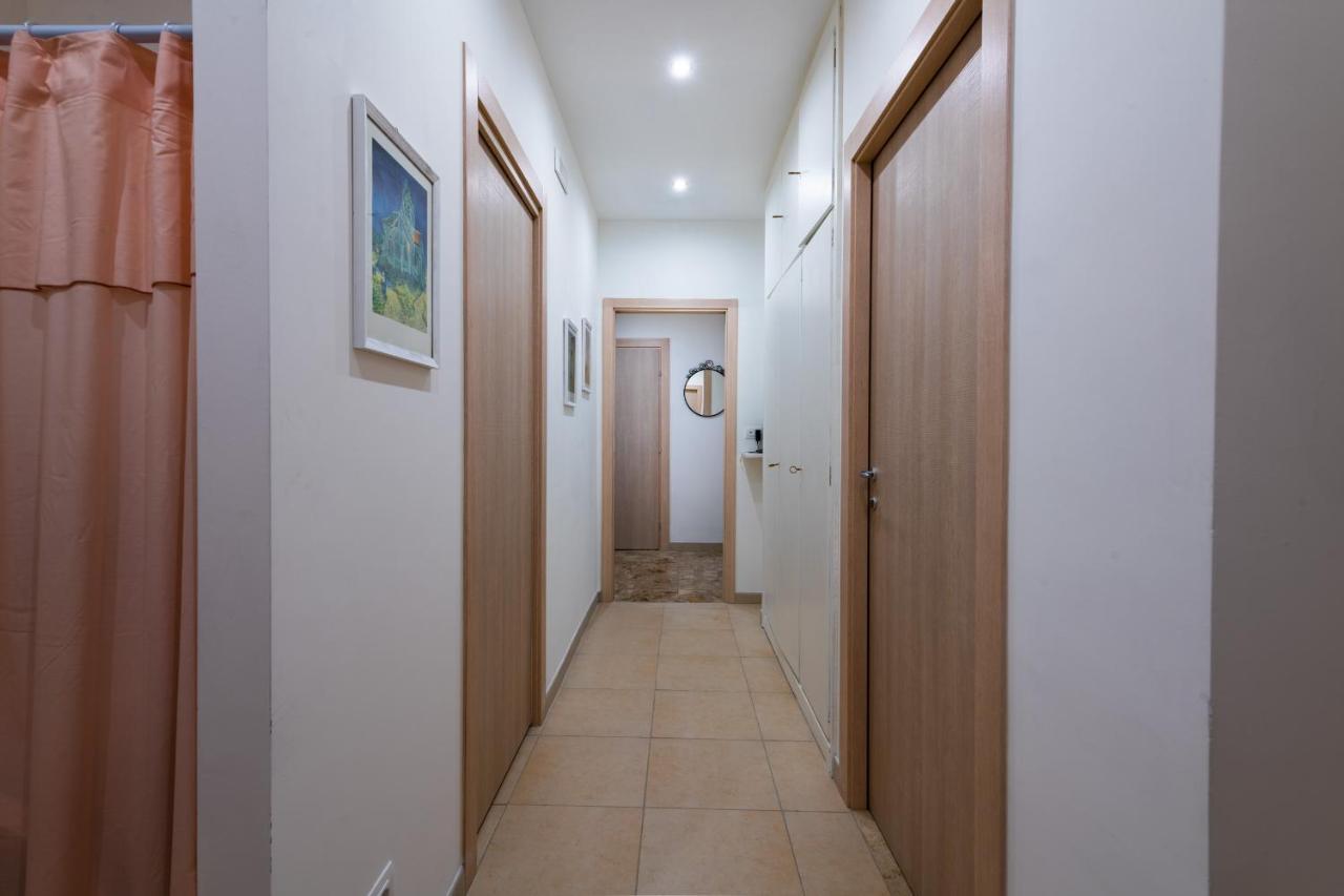 דירות רומא Casa Rosa Beige E Blu מראה חיצוני תמונה