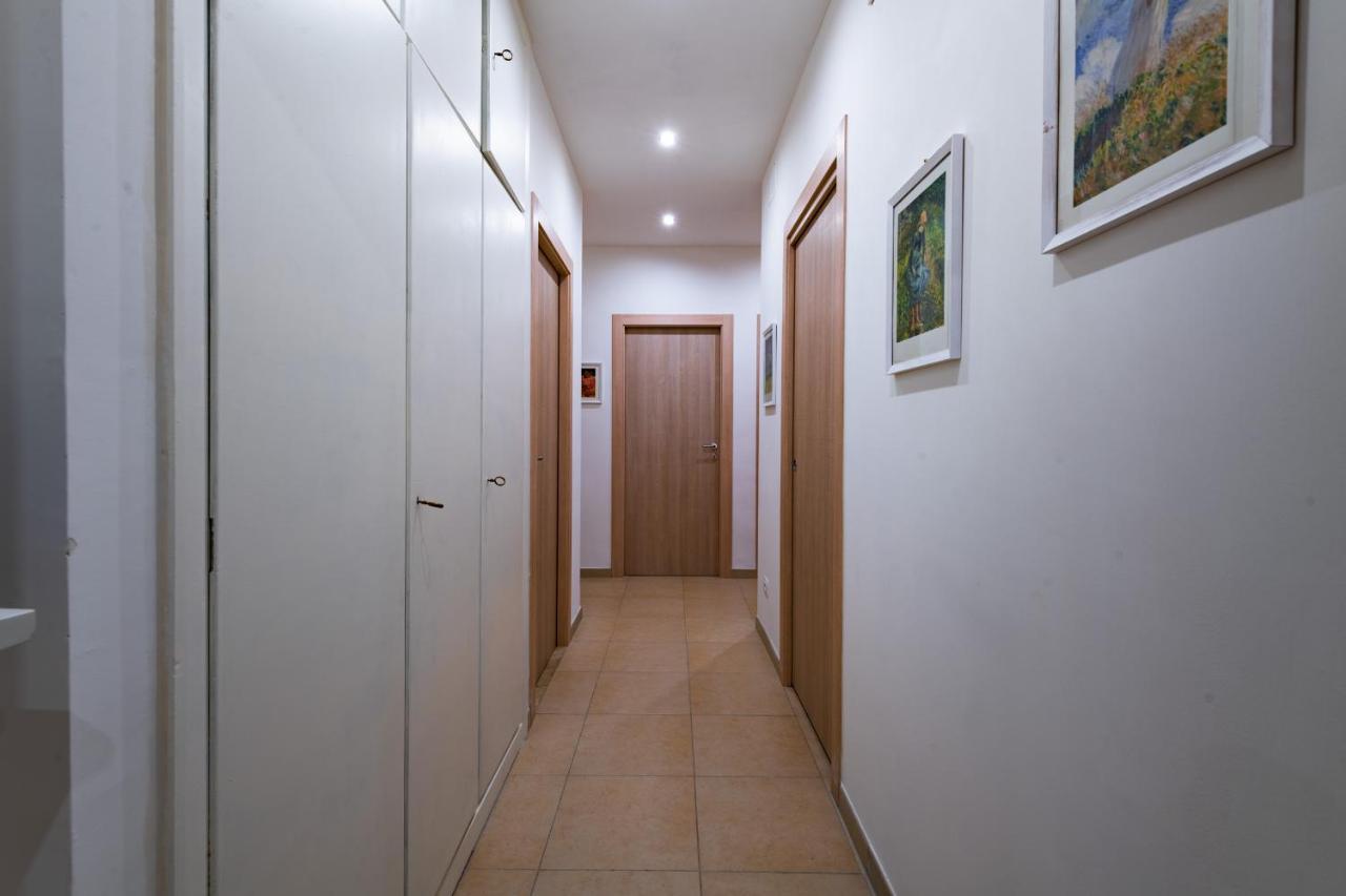דירות רומא Casa Rosa Beige E Blu מראה חיצוני תמונה